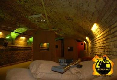 Lézerharc a Grundon